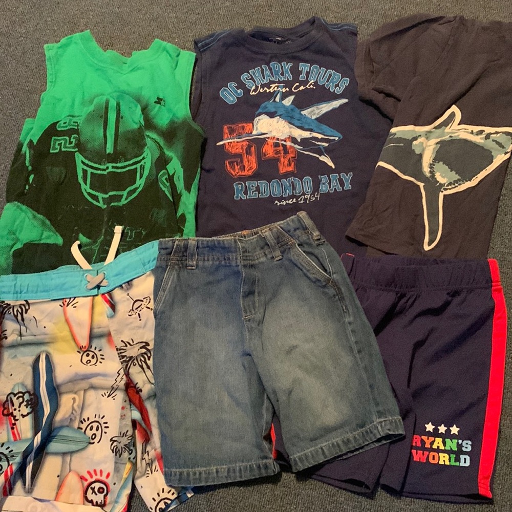 Boys Summer Clothes Lot - size 6
